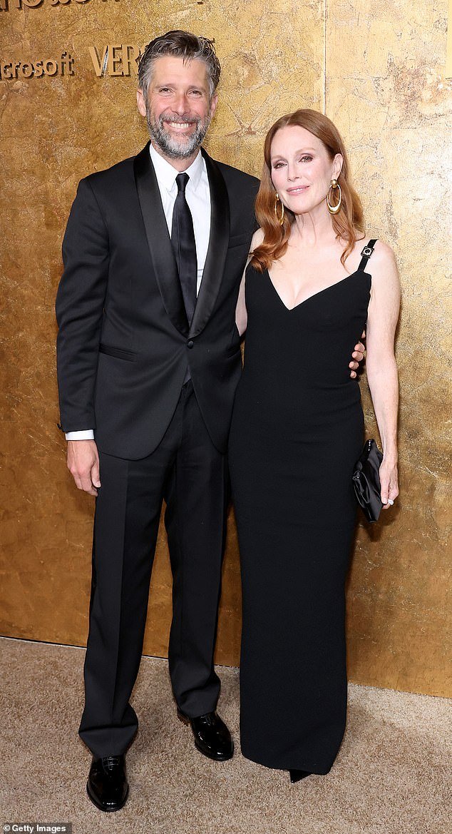 Julianne Moore, 62, Stuns in Low-Cut Black Gown as She Supports the Clooney Foundation for Justice’s Albie Awards with Her Husband