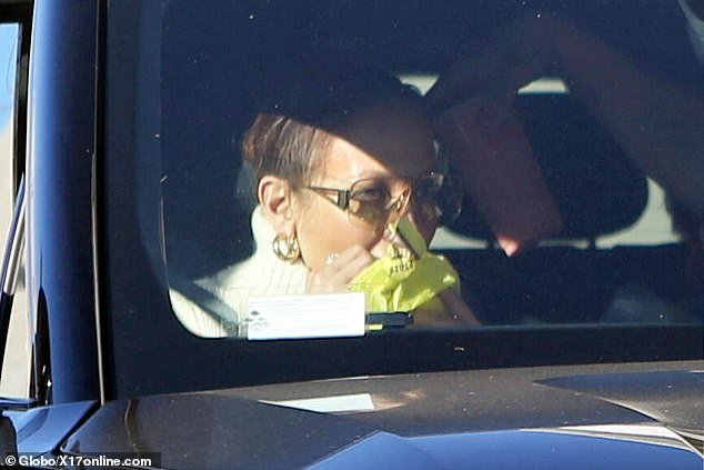 Jennifer Lopez indulges in McDonald’s burger, temporarily sets aside healthy diet for drive-thru pleasure alongside husband Ben Affleck