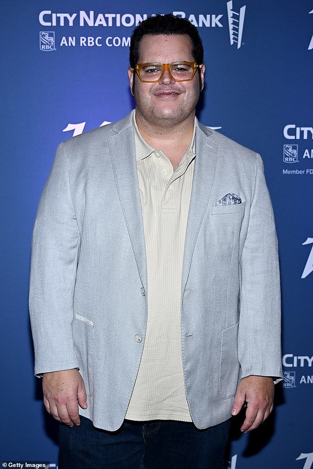 Josh Gad cancels matinee Broadway performance due to an unforeseen ‘medical emergency’, only to make a triumphant return for the evening show following treatment.