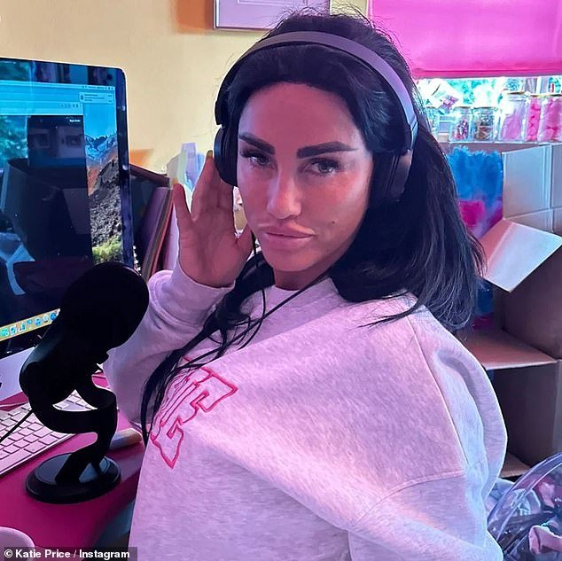 Katie Price, Devastated and Concerned, Shares that Her Son Harvey, 21 ...