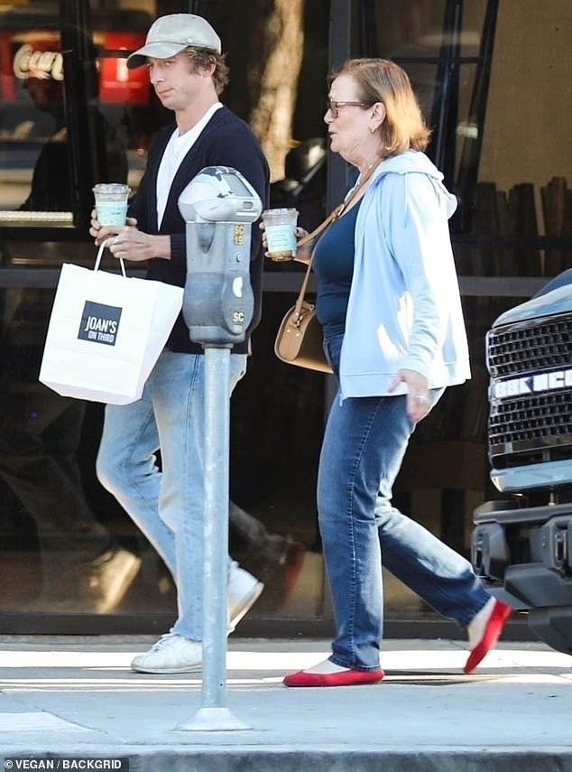 Jeremy Allen White enjoys iced coffee outing with mom Eloise Zeigler during LA shopping trip, as he commits to rigorous alcohol testing regimen for the sake of quality time with his children.