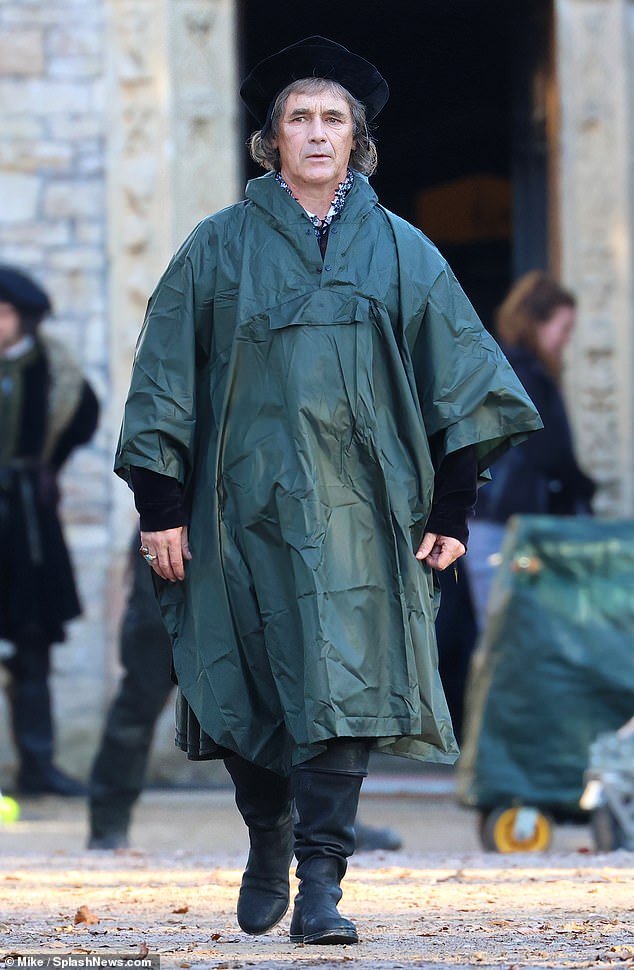 Mark Rylance in Wolf Hall: Filming New Series in Bristol with Tudor Attire and Pack a Mac