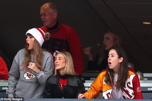 Taylor Swift dons handmade crochet beanie with Travis Kelce’s jersey number as she cheers on Chiefs’ victory, causing it to sell out instantly