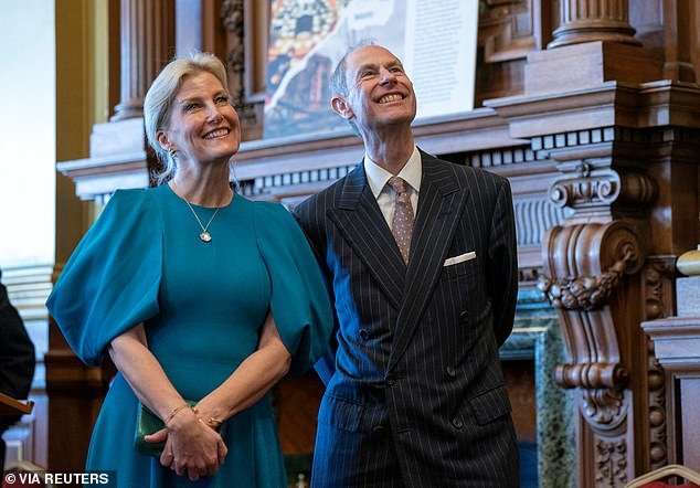 Prince Edward and Sophie’s Christmas card pays tribute to Ukraine