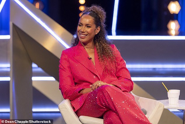 79184959 12887025 Leona Lewis 38 embraced the festive spirit in sparkly pink suit a 22 1703105804410