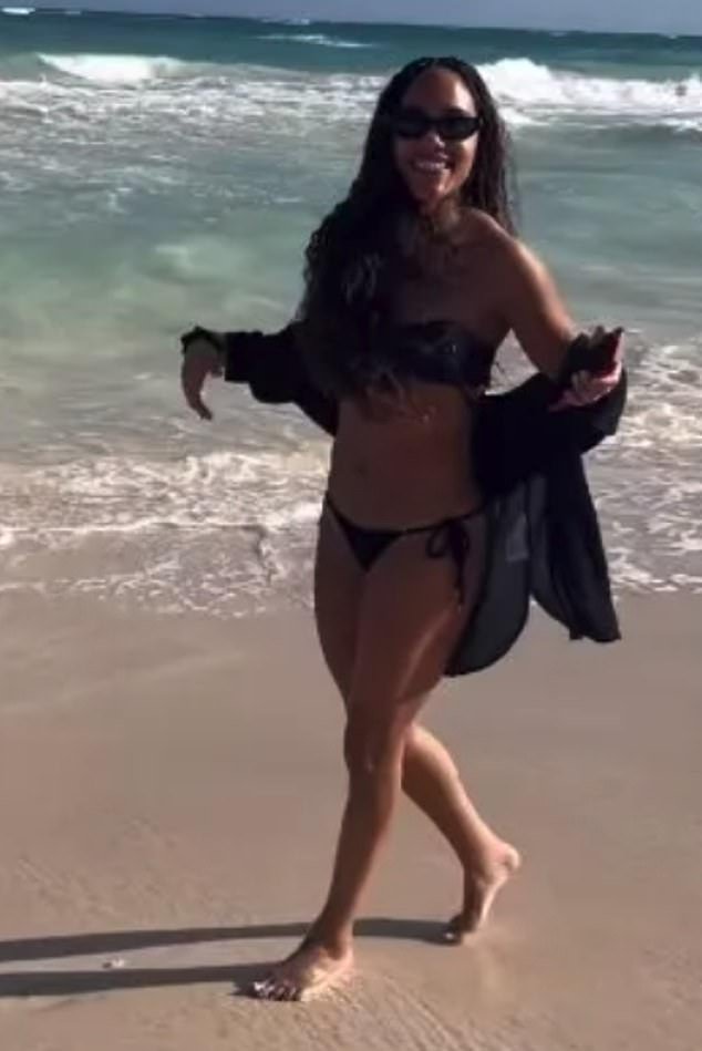 Alex Scott shows off her stunning physique in a skimpy bikini while enjoying a sunny Christmas vacation with girlfriend Jess Glynne.