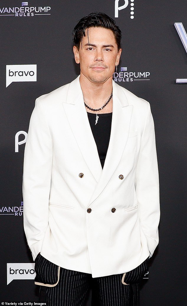 Vanderpump Rules Afterparty Tom Sandoval Takes Charge Behind the Bar