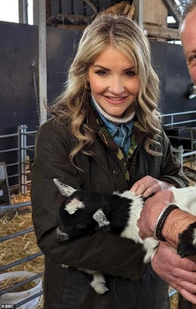 Helen Skelton accidentally eats deep-fried guinea pig in Peru, picked ...