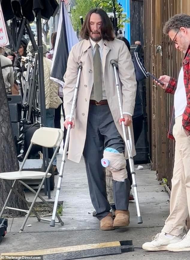 Keanu Reeves Spotted Using Crutches and Ice Pack on Set After Sharing Details of John Wick Set Accidents