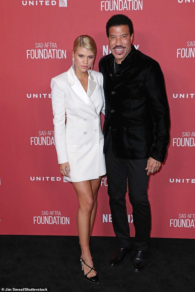 Lionel Richie Prohibits a Specific Name for Pregnant Daughter Sofia Richie, but Respects the Parents’ Final Decision