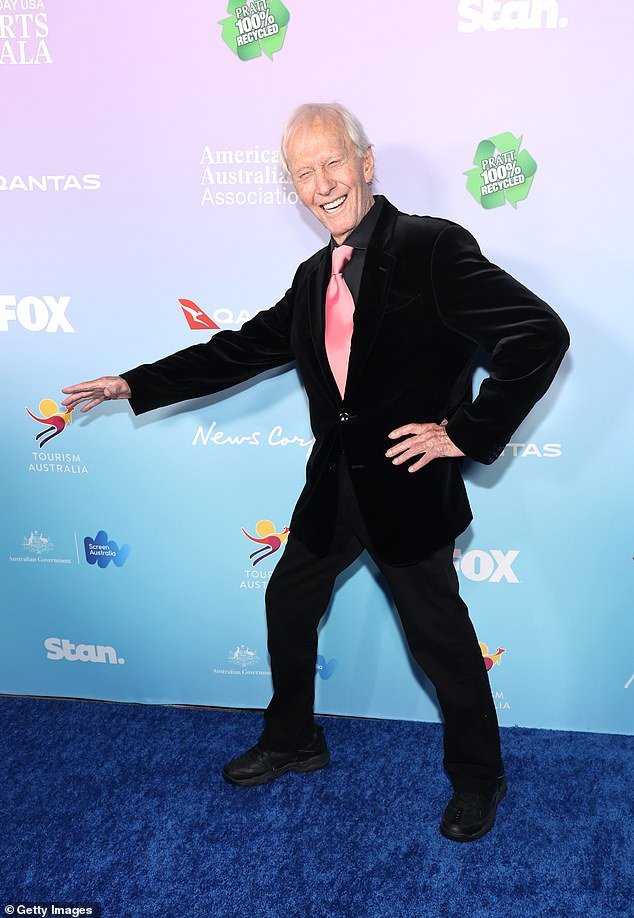 Paul Hogan shines on the red carpet at the G’Day USA Arts Gala despite recent health struggles.