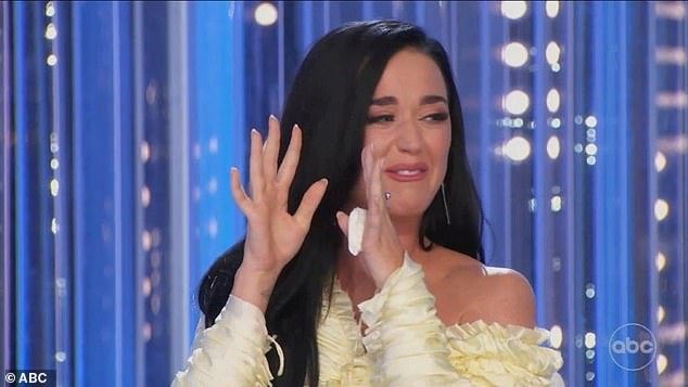 Katy Perry Gets Emotional as McKenna Breinholt Reunites with Her Birth Family on American Idol Season 22 Premiere on ABC