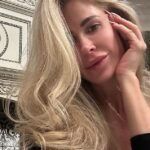 81432903 13099297 Kim Zolciak dropped in on Instagram on Sunday night to share a f a 61 1708326234877