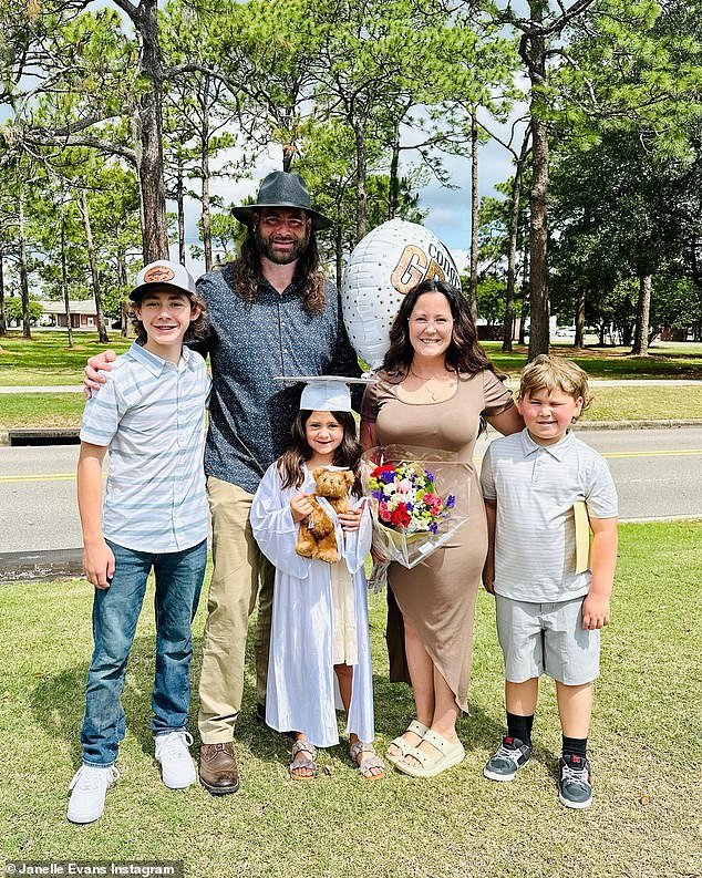 Teen Mom celebrity Jenelle Evans recounts frightening break-in at her North Carolina residence while she was with her children: ‘I’m still in shock’