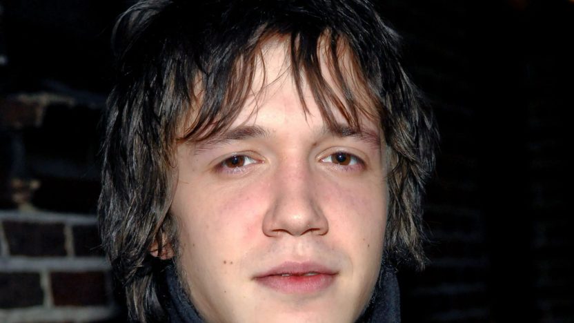 Ex-Teen Rock Star Justin Baren, Band Founder for Oasis Gigs, Dies at 40