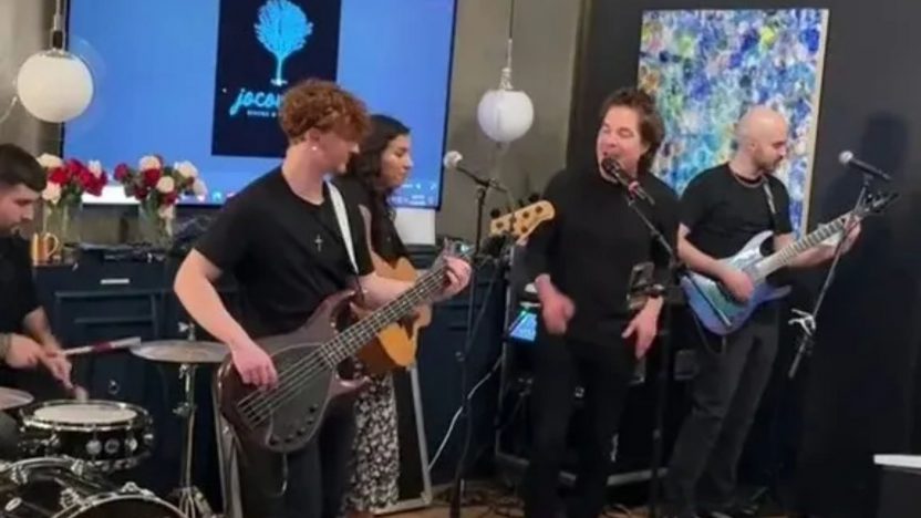 Iconic 00s Singer Joins Superfan to Perform MEGA Hit