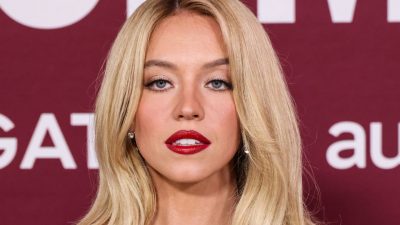 Sydney Sweeney Shines in Plunging Gown, Amanda Seyfried Channels Jessica Rabbit